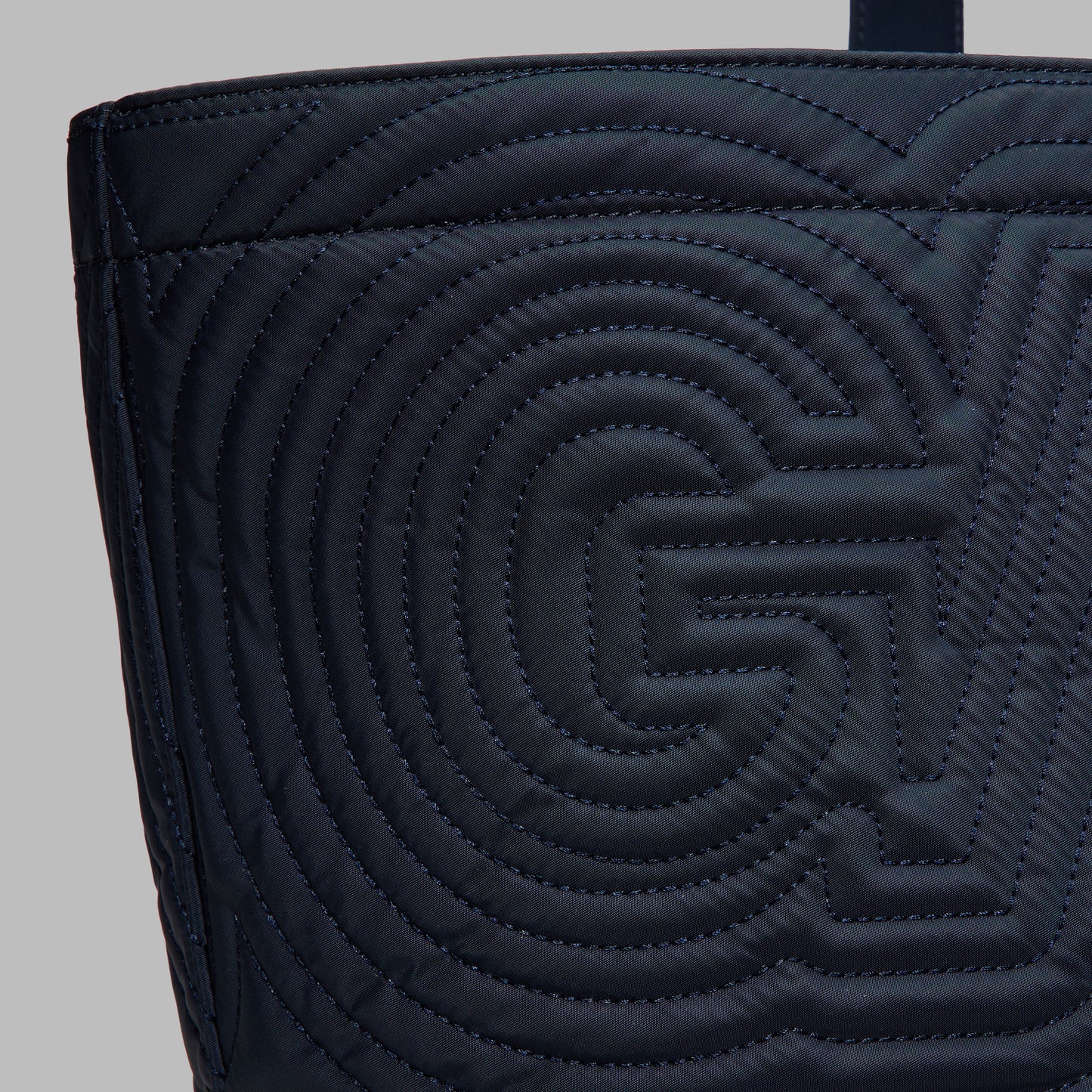 TRIPPY QUILTED CLUB TOTE BAG | G/FORE New