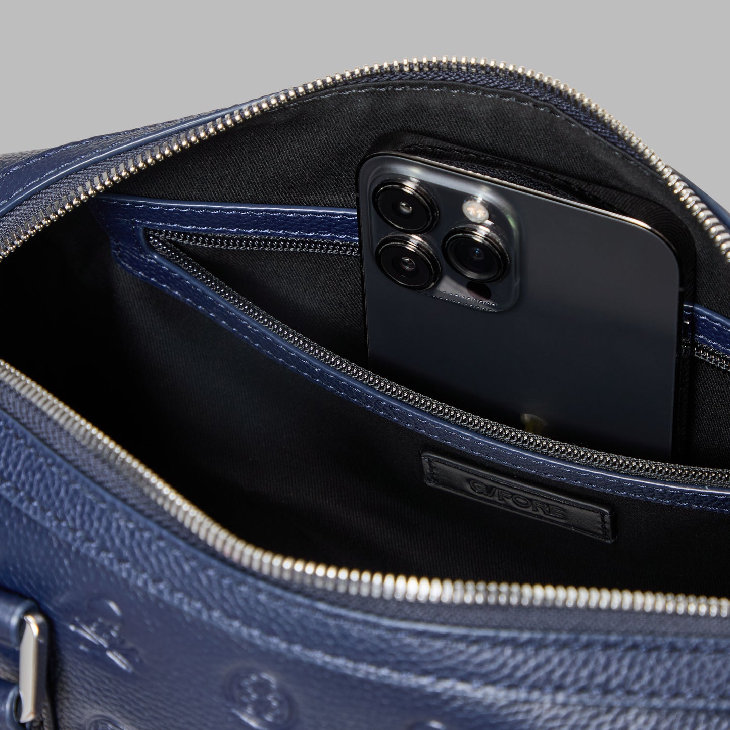 EMBOSSED SKULL & TEES LEATHER MINI DUFFEL CART BAG | G/FORE US