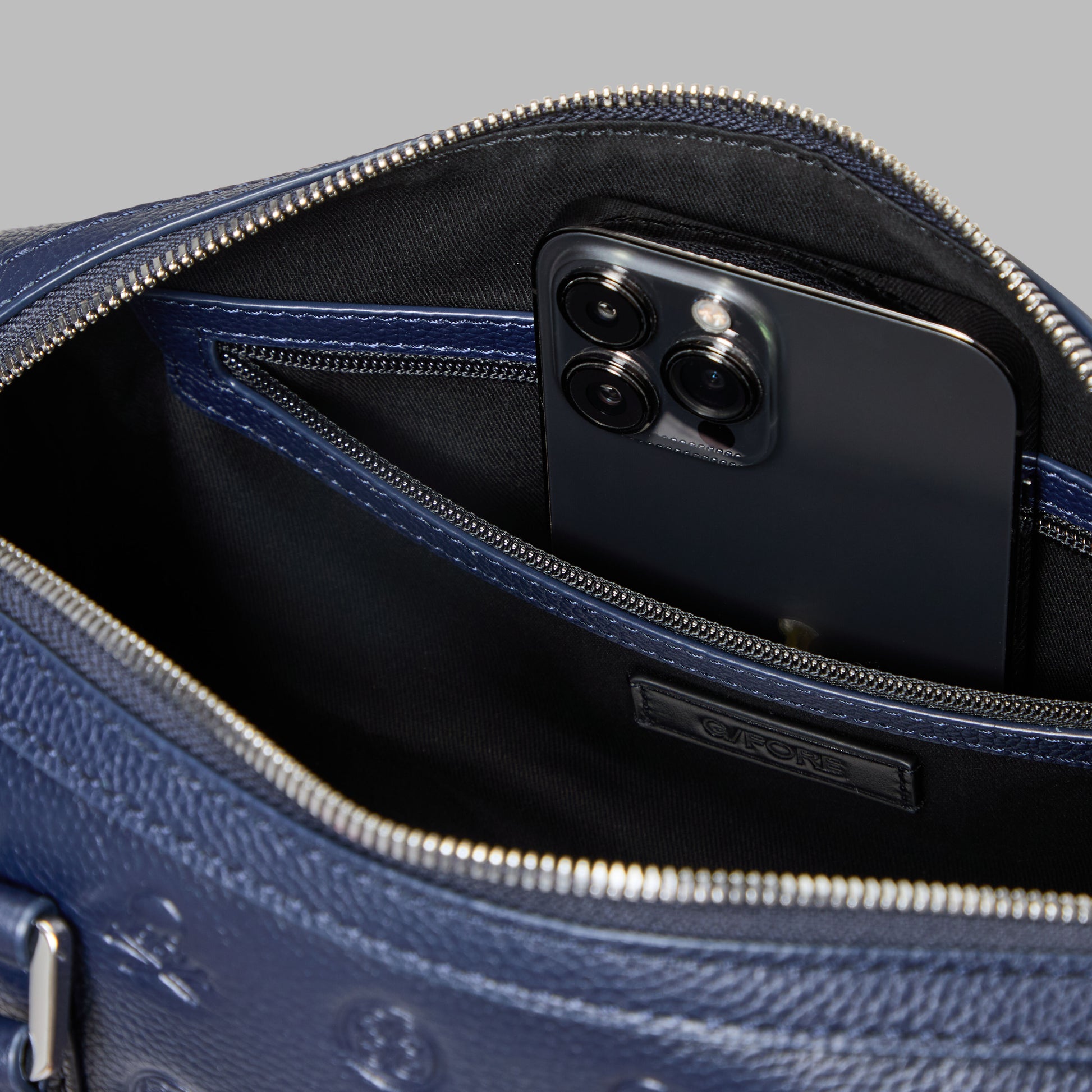 EMBOSSED SKULL & TEES LEATHER MINI DUFFEL CART BAG | G/FORE US