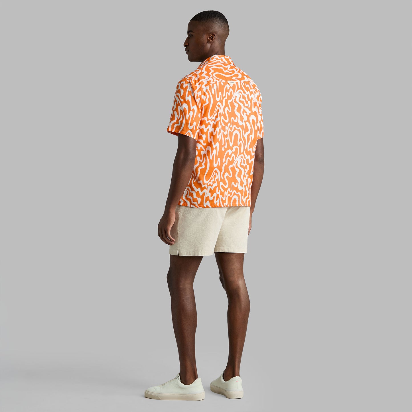 LTD RELEASE BEACHSIDE LINEN DRAWSTRING SHORT | G/FORE Near me