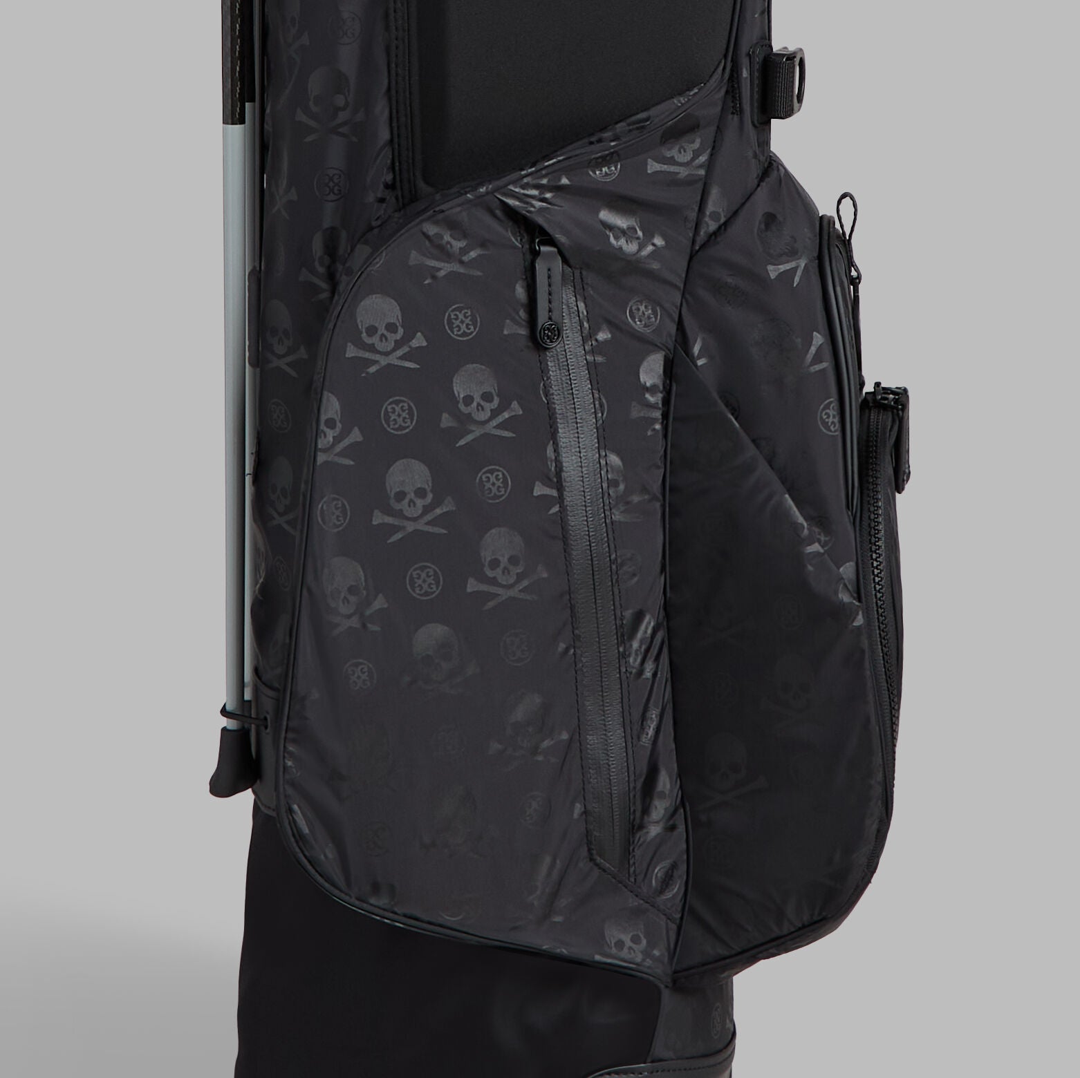 SCRAMBLE SKULL & TEES PARACHUTE CARRY GOLF BAG | G/FORE