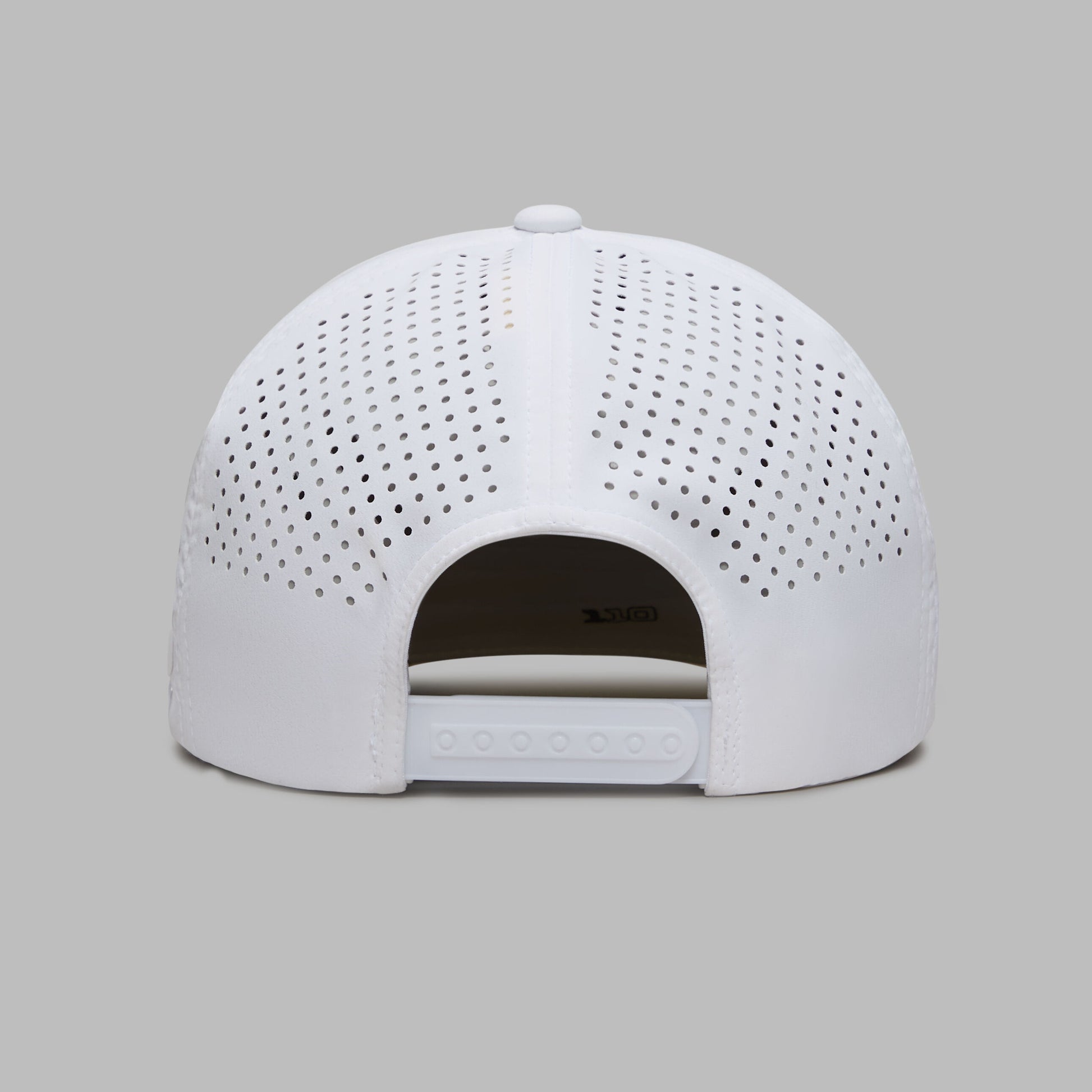 COUNTRY CLUB MISFIT PERFORATED DELTA HAT | G/FORE New