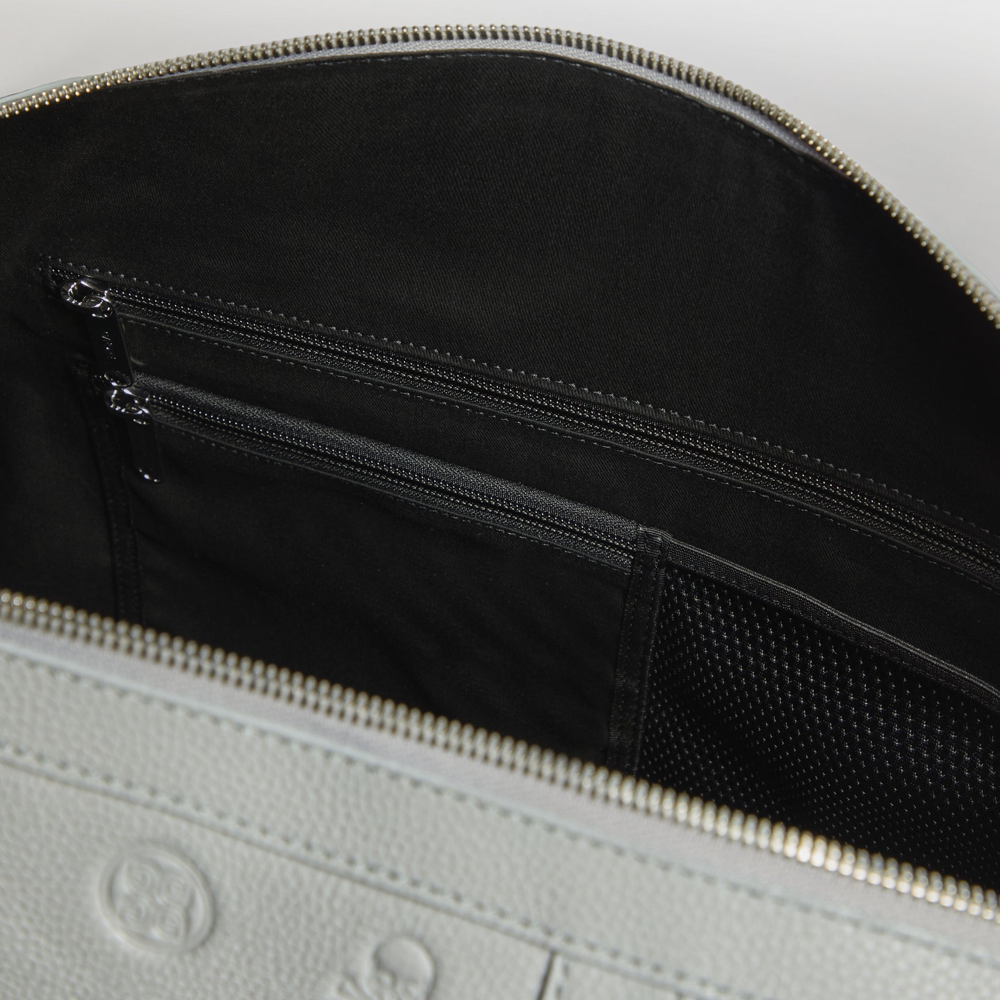 EMBOSSED SKULL & TEES LEATHER WEEKENDER | G/FORE For Sale